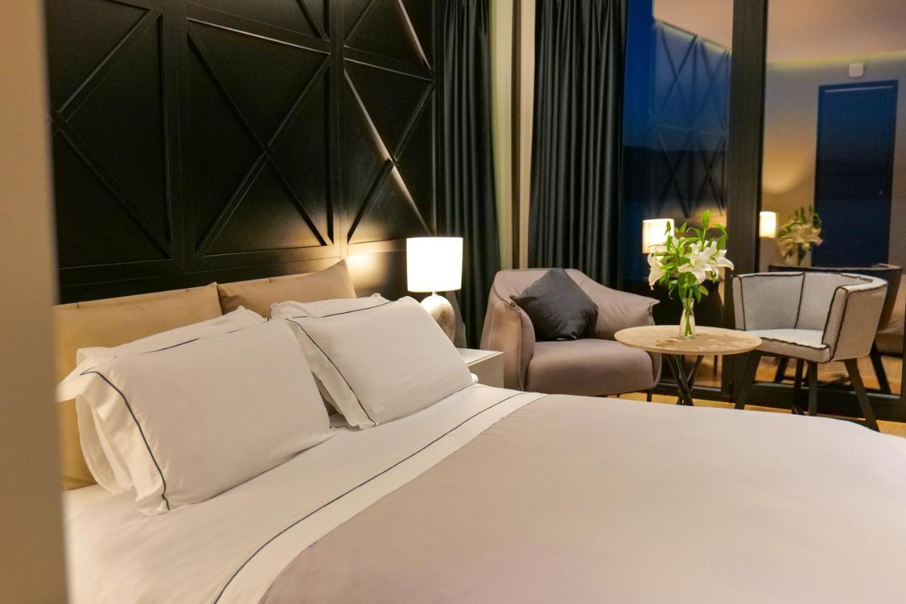 Hotel Miramare Vlorë Екстериор снимка