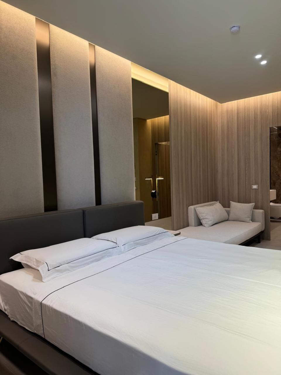Hotel Miramare Vlorë Екстериор снимка
